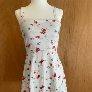 Forever 21, size M, floral and white
